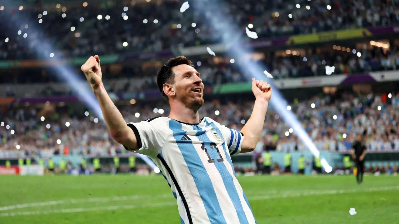 Messi célébrant but en match